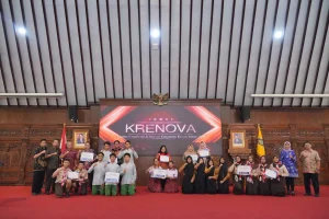 klaten-innovation-award-2024-merayakan-kreativitas-dan-prestasi-di-dunia-pendidikan-dan-seni